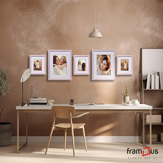 Wall of 5 Frames - WO5F01 - 2005