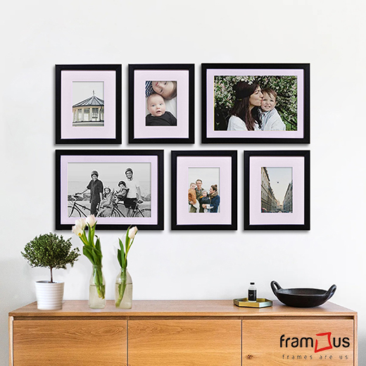 Wall of 6 Frames - WO6F01 - 2005