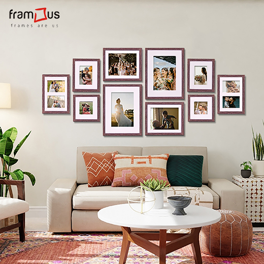 Wall of 10 Frames - WO10F04 - 2005