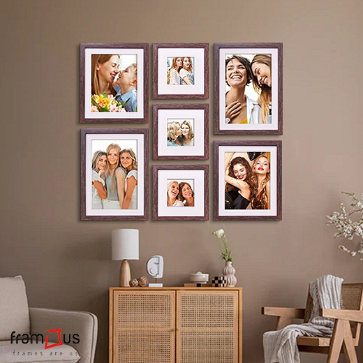 Wall of 7 Frames - WO7F01 - 2005